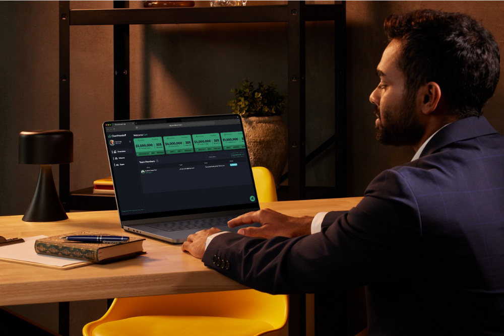 A real estate professional using the ClientHandoff referral platform